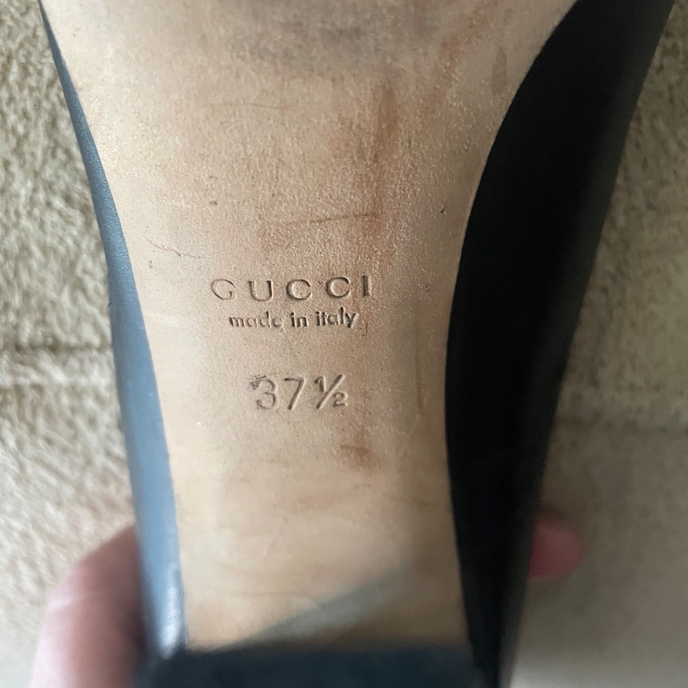 Authentic Gucci Black Leather women’s Shoes, size 37 1/2 . - Picture 6 of 8
